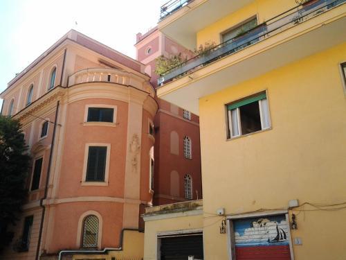 רומא Colosseo Suite Apartment מראה חיצוני תמונה